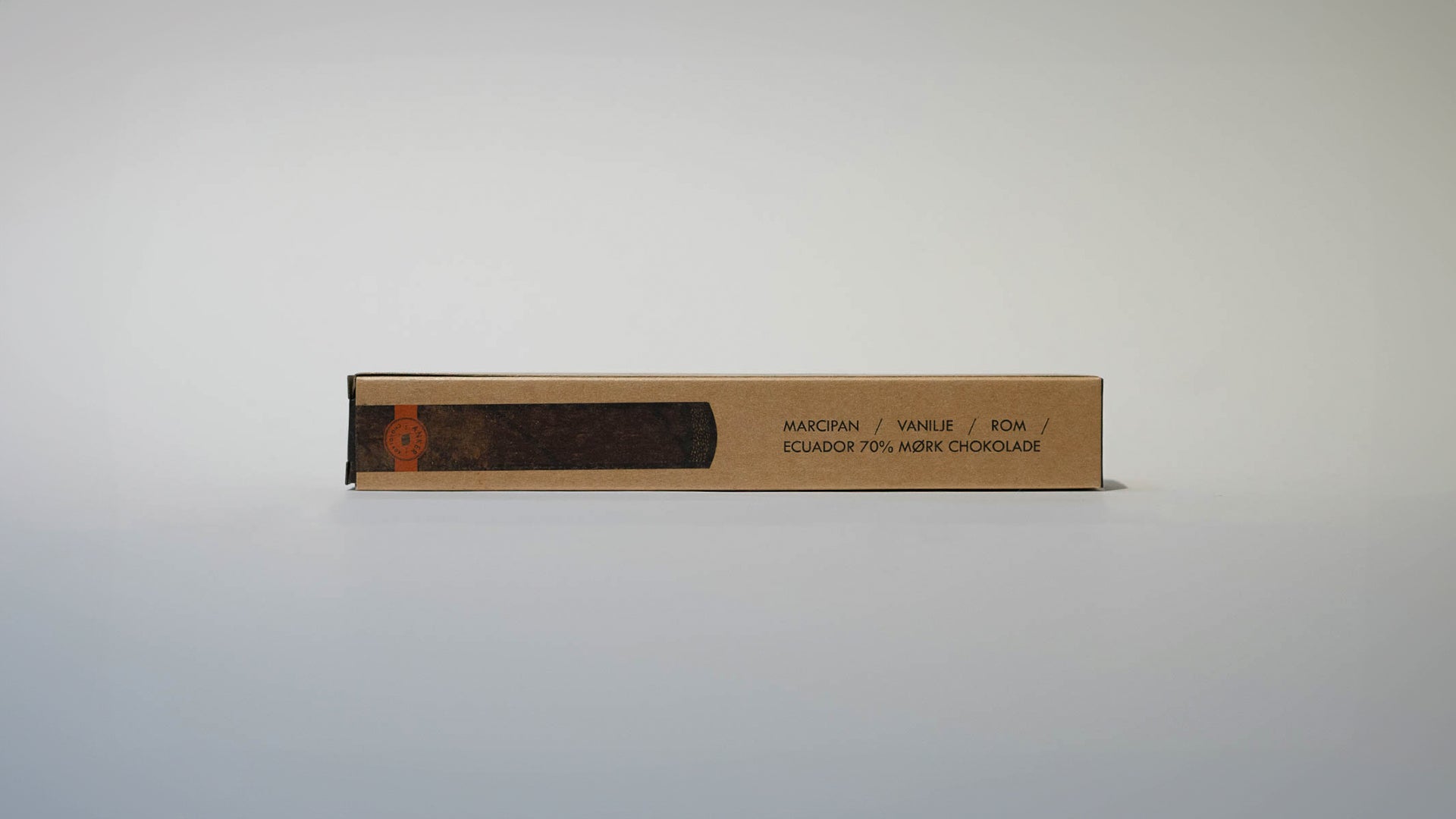 Anker Chokolade cigar rullet marcipan i æske 1 stk
