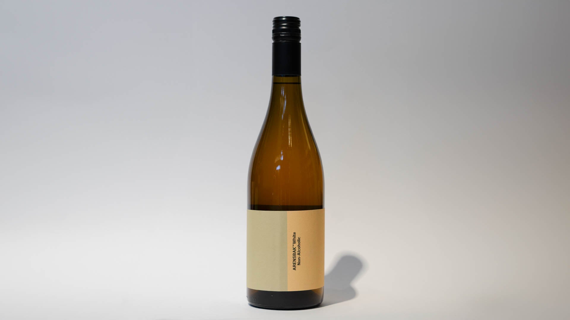 Arensbak white alkoholfri hvidvin på 75cl flaske