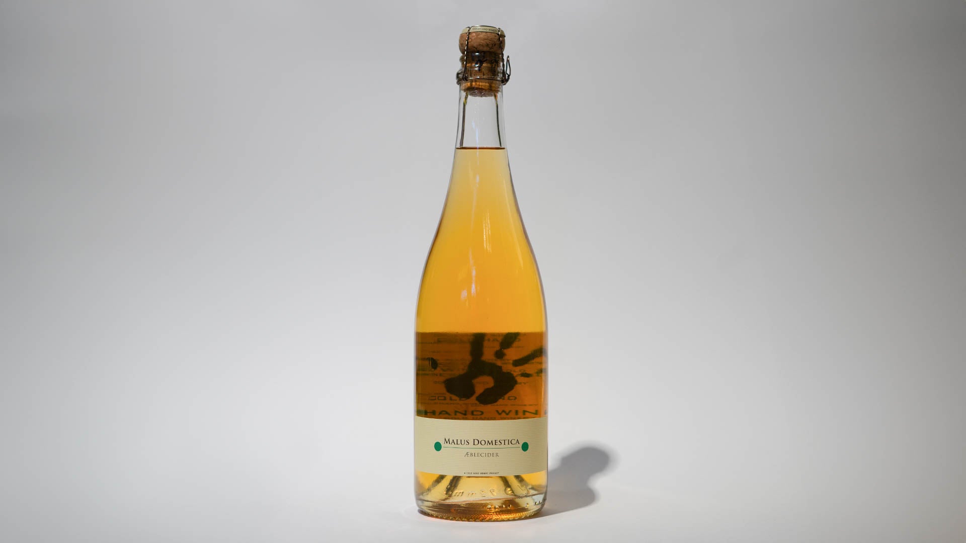 Cold hand winery malus domestica æble cider på 75cl flaske