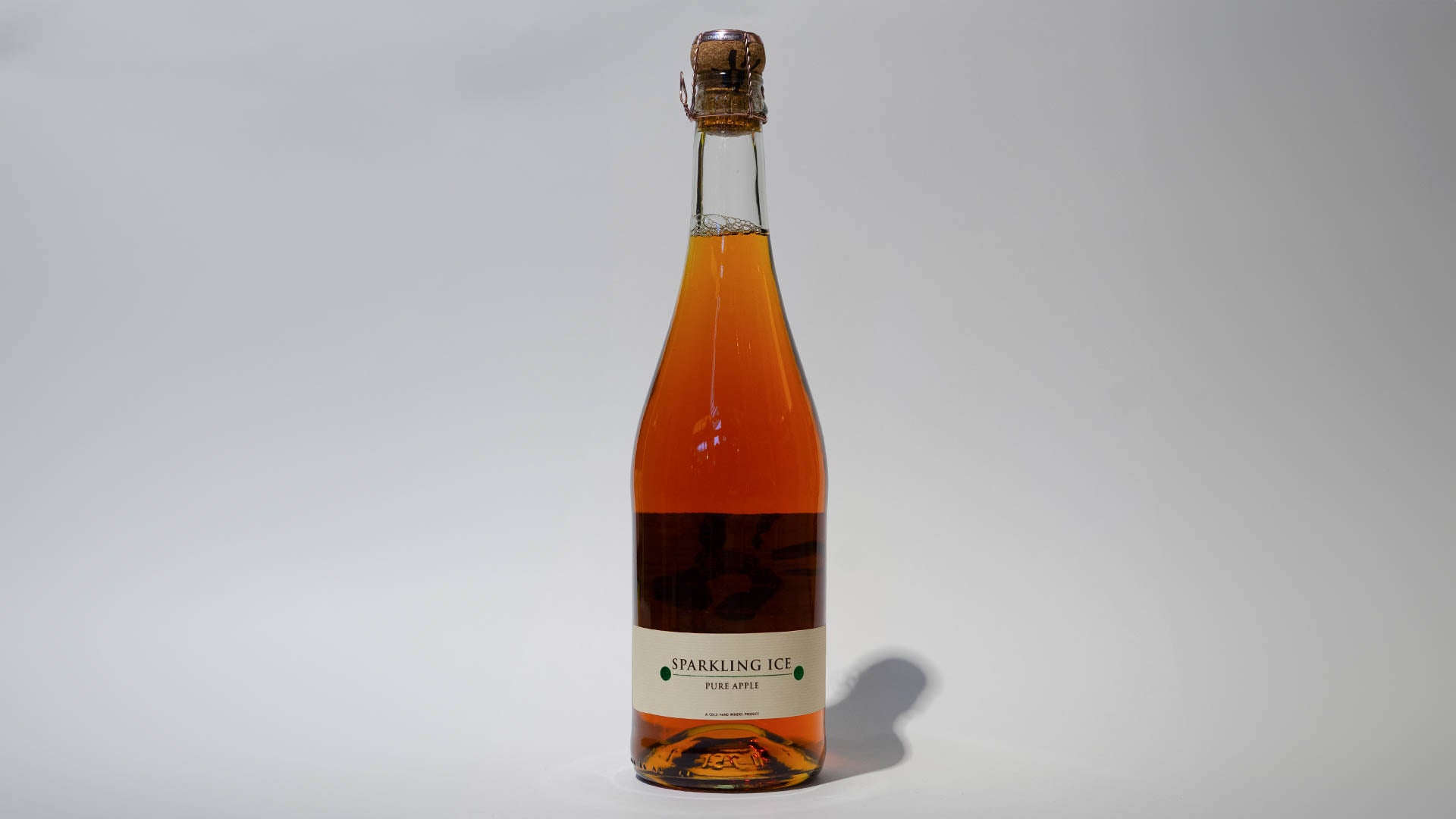 Cold hand winery sparkling ice æble cider på 75cl flaske