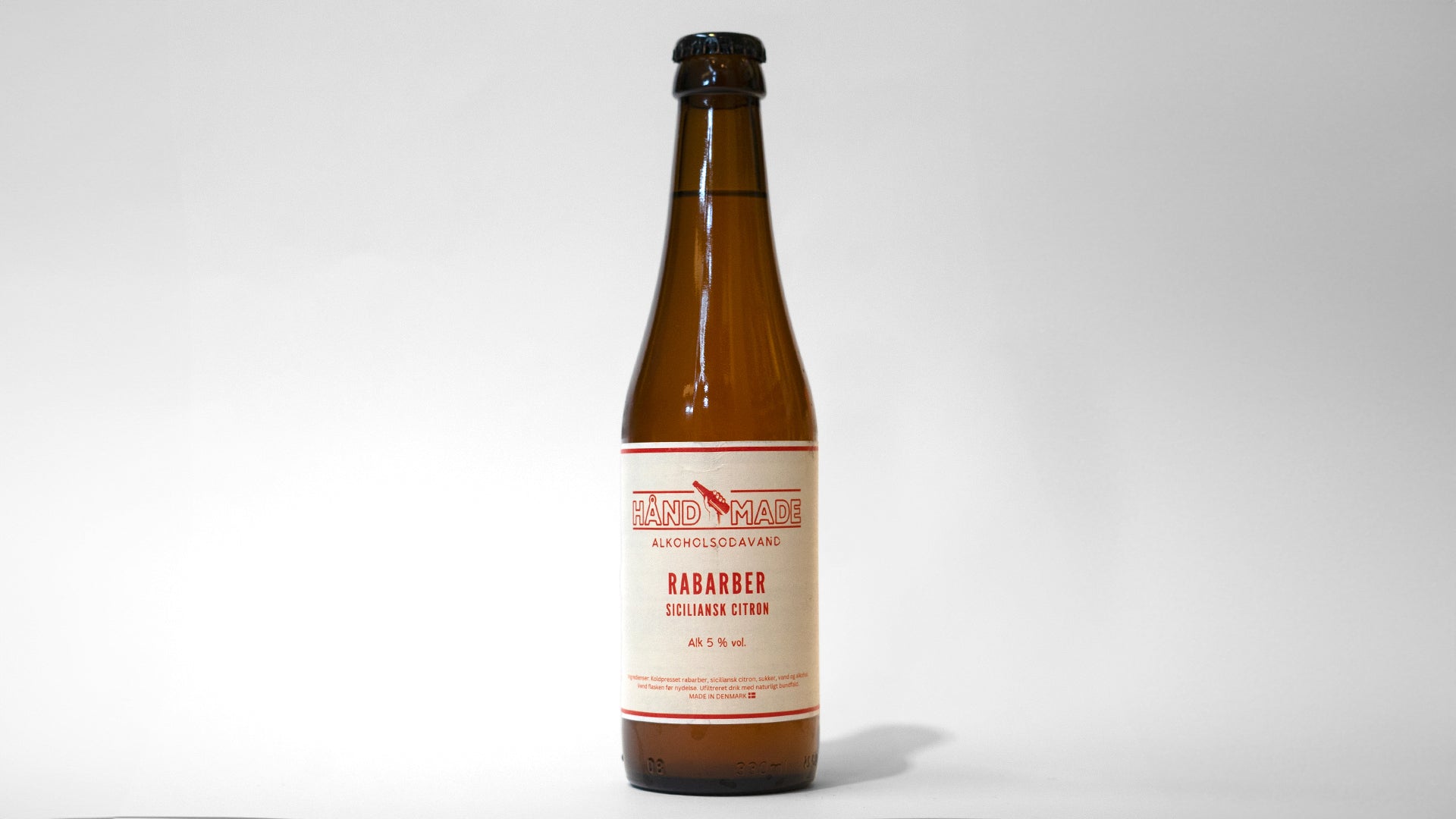 Flaske med Håndmade Rabarber & Citron, 33 cl - drik med rabarber og citronsmag