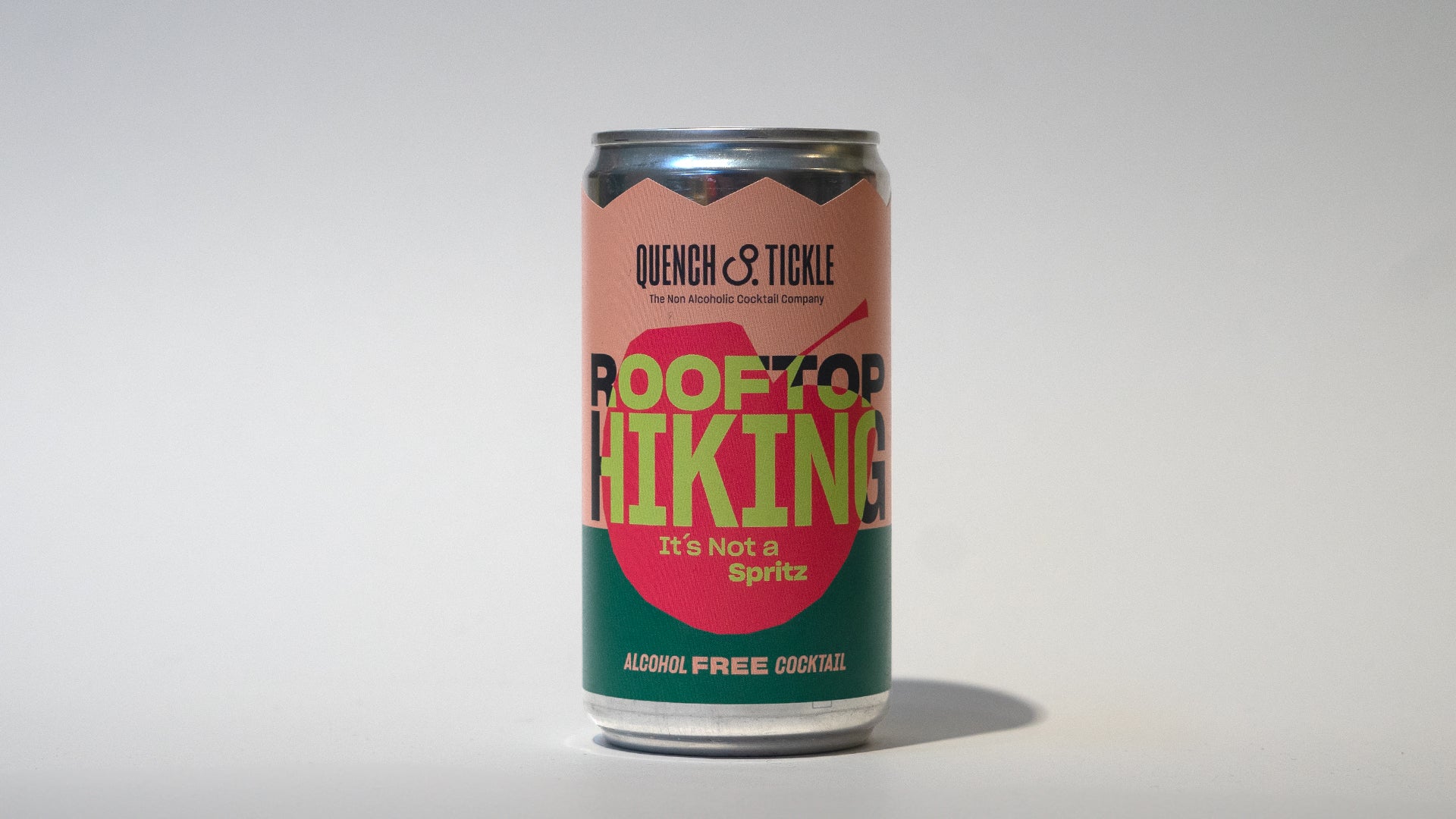 Quench and tickle rooftop hiking cocktail på 25cl dåse
