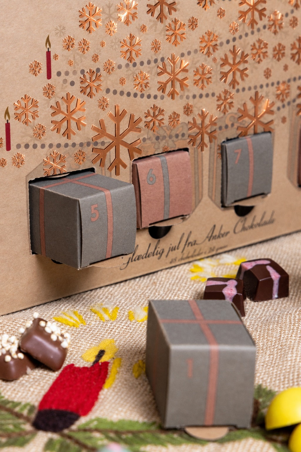 Anker Chokolade - Julekalender med 2 stk i hver låge, 520 gr + Early Bird