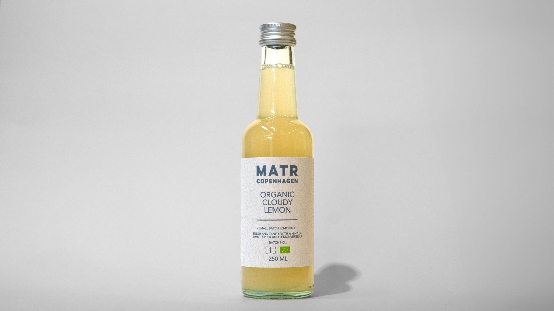 Flaske med Matr CPH Citron Lemonade, øko, 25 cl - økologisk citron lemonade
