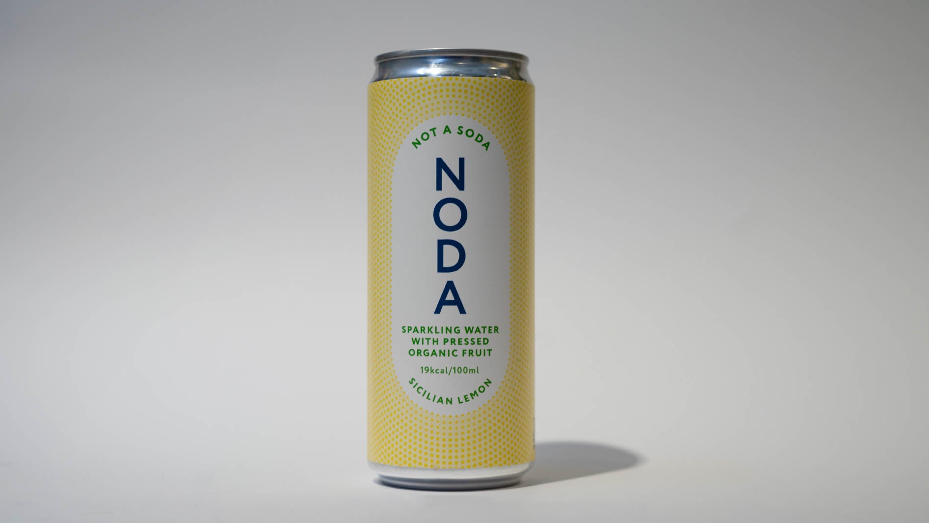 NODA pink sicilian lemon øko læskedrik på 33cl dåse